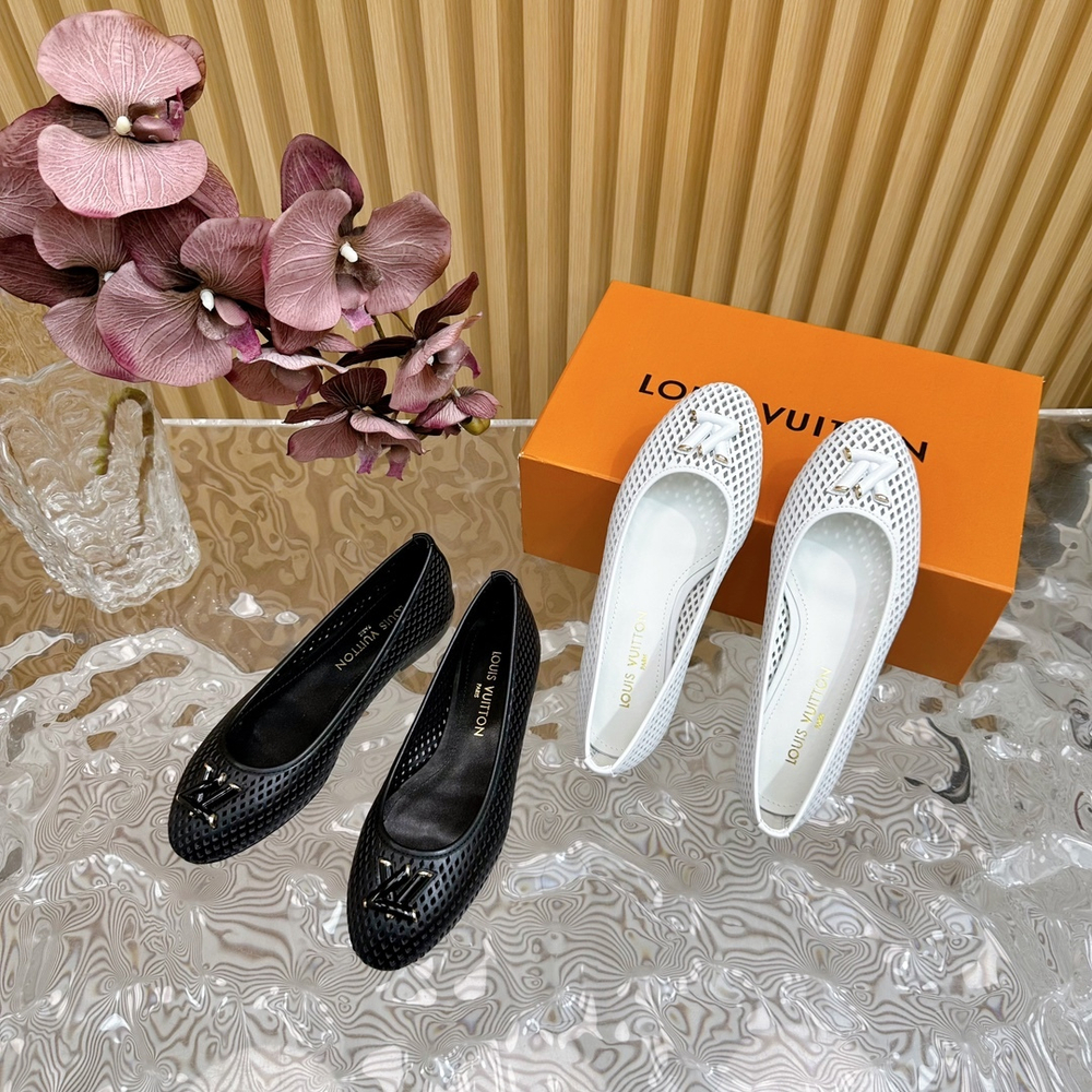 Louis Vuitton Shake Flat Ballerina (2 colors)
