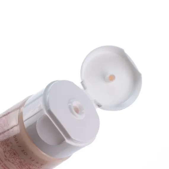 Увлажняющий лосьон для ежедневного ухода за кожей на основе органического масла семян конопли