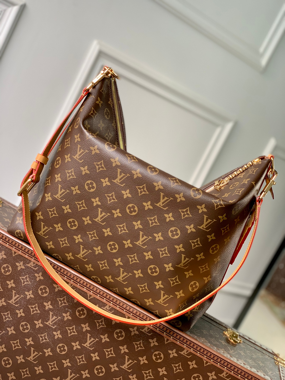 Louis Vuitton Vagabond Hobo