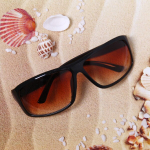 Очки солнцезащитные в чехле, стиль спортивный «Мода», цвет коричневый, литые, глянцевая оправа