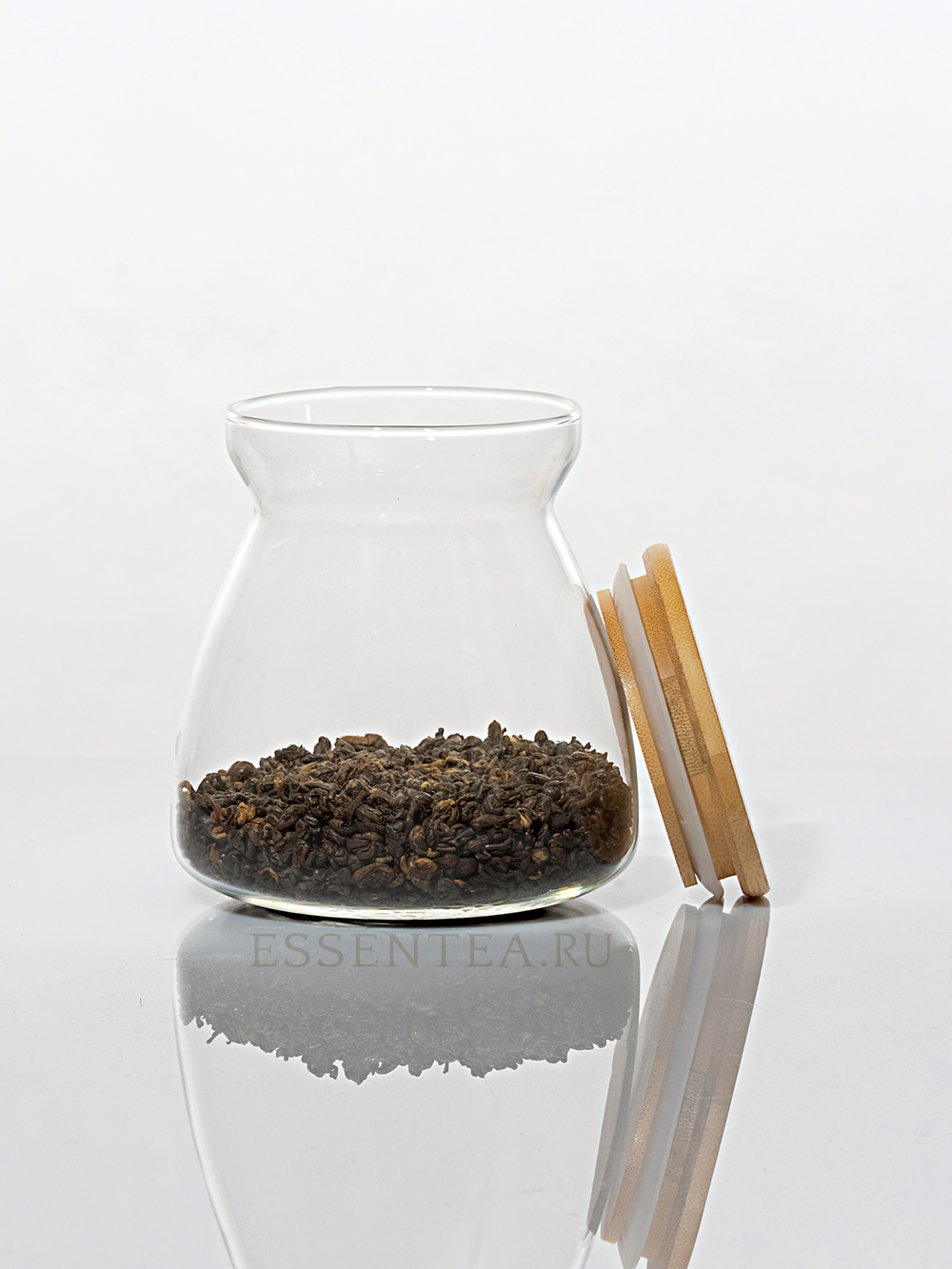 Банка стеклянная "Корли" с бамбуковой крышкой 650 мл