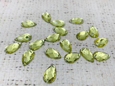 Стразы пришивные акрил, d 0,8х1,3 см, жёлто-зелёный