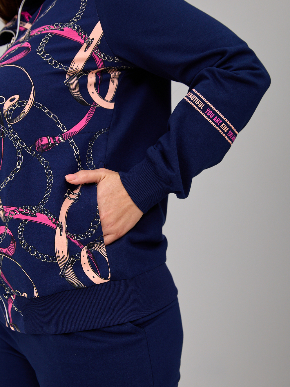 Костюм с брюками КБ-384/синий-цепи