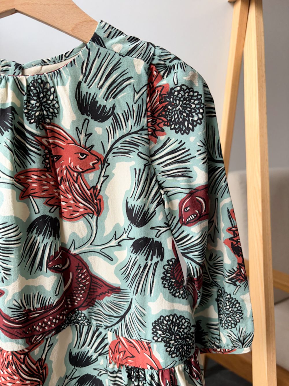 Шелковое платье Burberry, 92