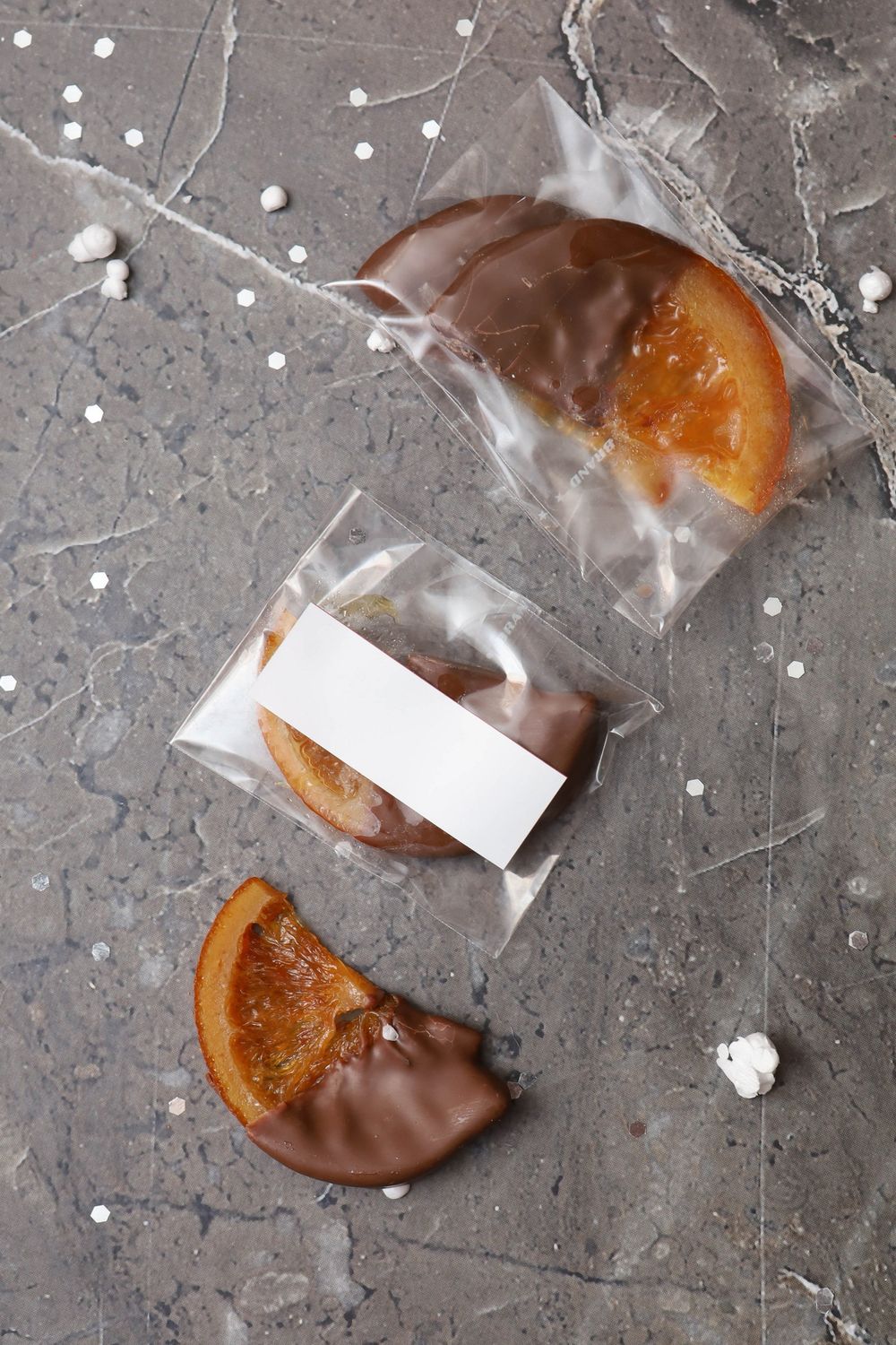 Наклейка на упаковку дольки, размеры до 35х50мм