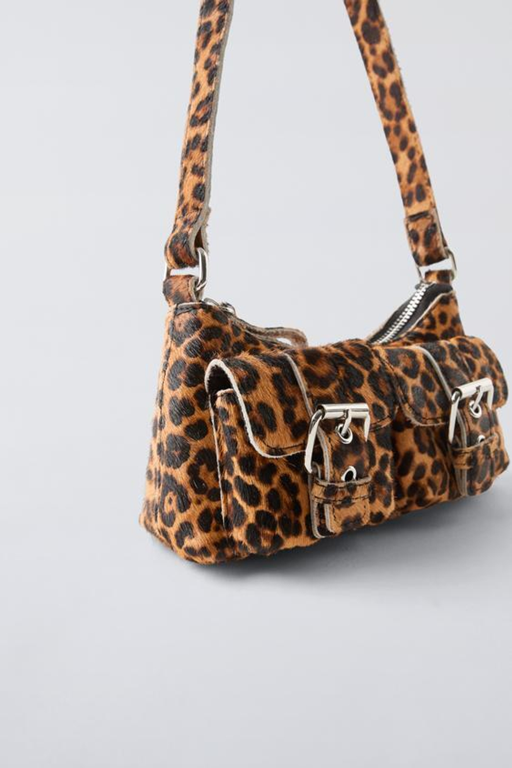 ZARA КОЖАНАЯ СУМКА С АНИМАЛИСТИЧЕСКИМ ПРИНТОМ, ЧЕРНЫЙ