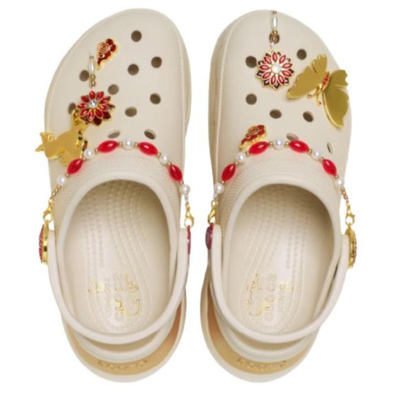 Crocs Bae Clog 'Crimson Gallop'