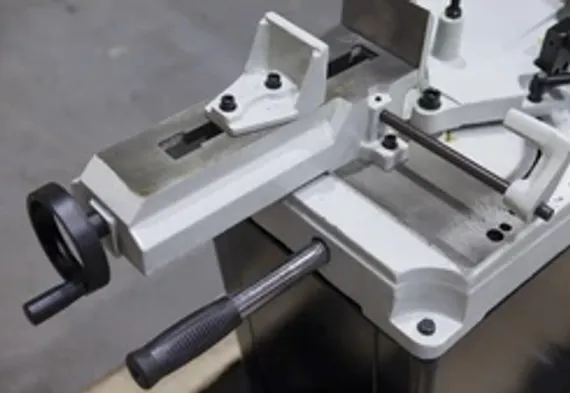 Ленточнопильный станок с гидрозагрузкой Stalex BS-712N