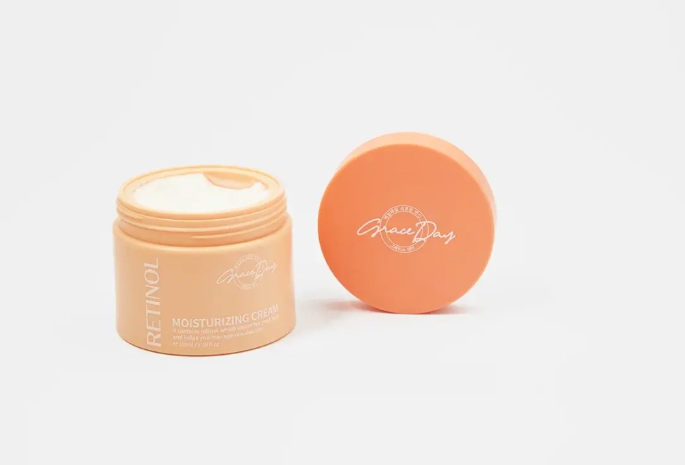 Крем для лица Grace Day RETINOL MOISTURIZING CREAM