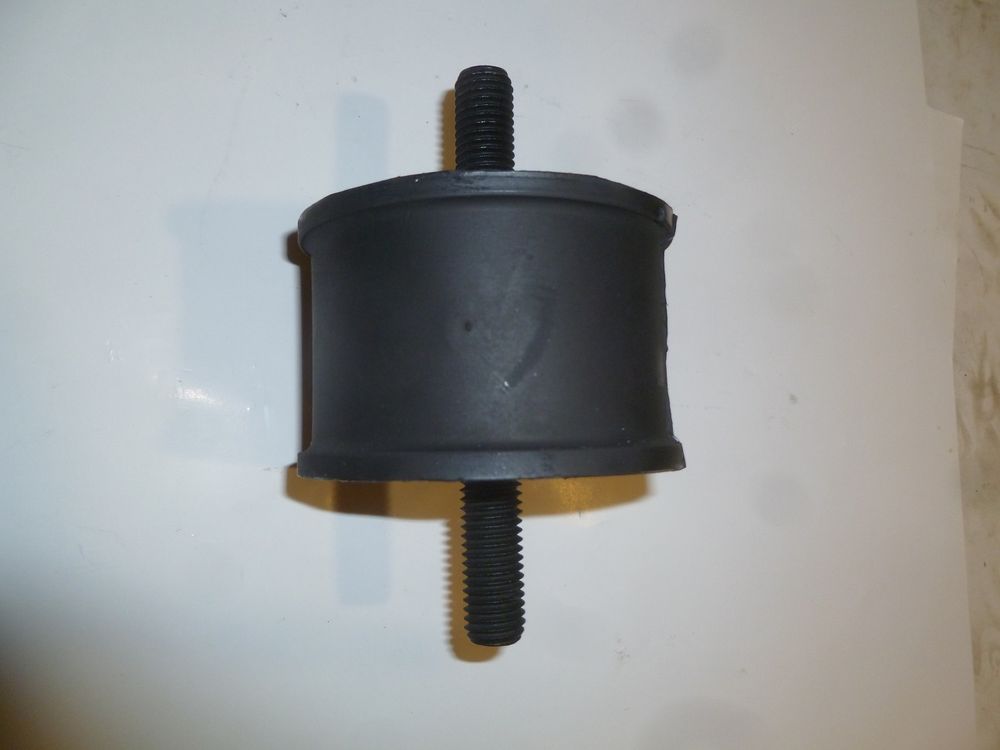 Амортизатор (84 х55х2Ш М14х36) платформы двигателя VP175H /Vibration Damper