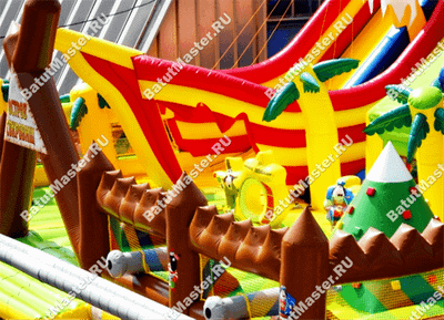 Большой надувной батут "Говорящая акула" 14*10*6 м