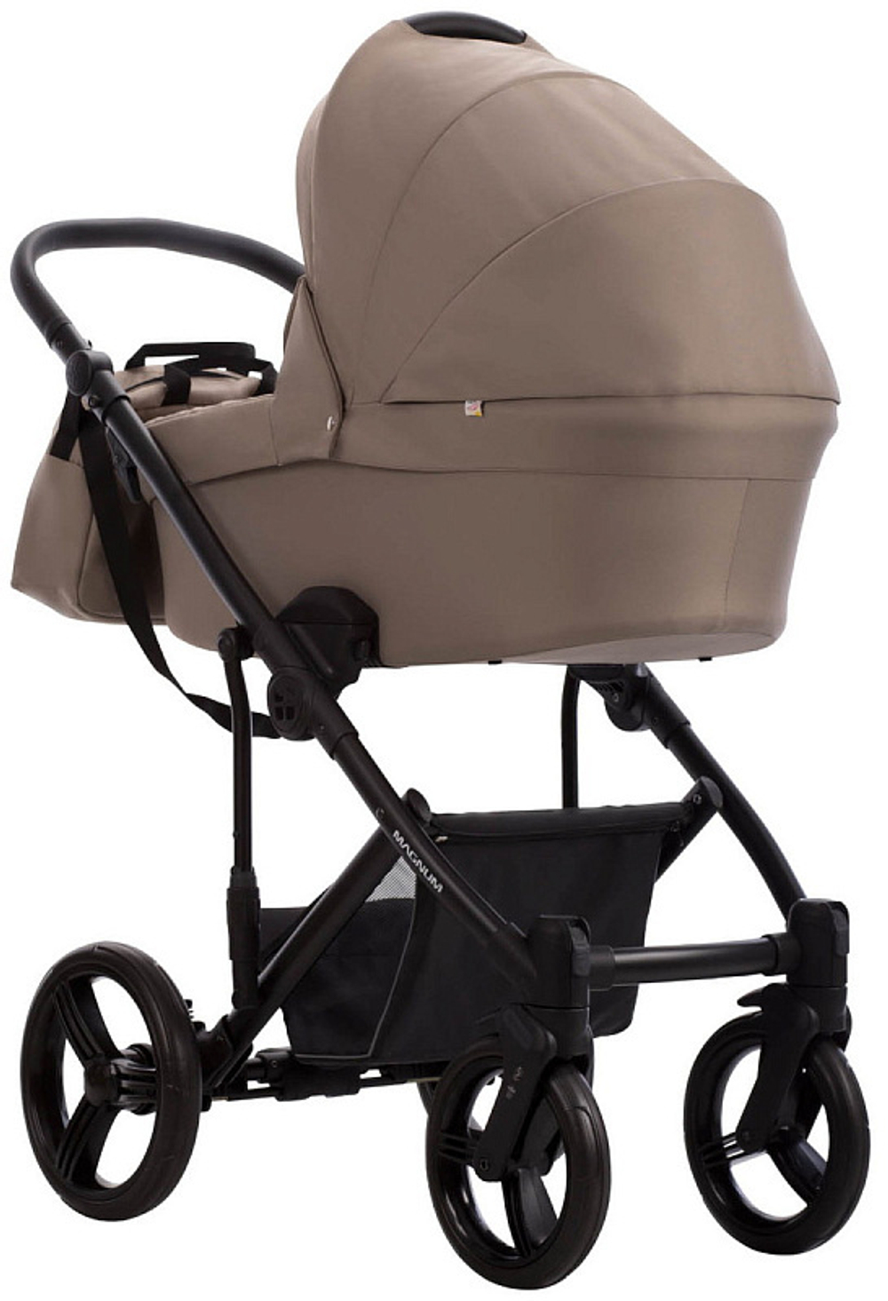 Детская коляска Bebetto Magnum Light 3 в 1 с автокреслом Avionaut Cosmo 01 бежевый