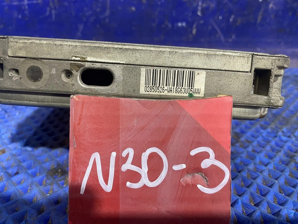 Компьютер двигателя NISSAN R'NESSA 2000