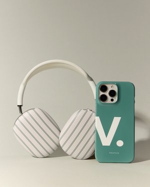 Чехол LETTERS для iPhone | Зеленый