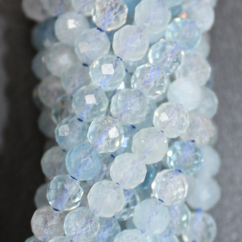 Аквамарин АА юв. огранка бусины 4мм 3мм
