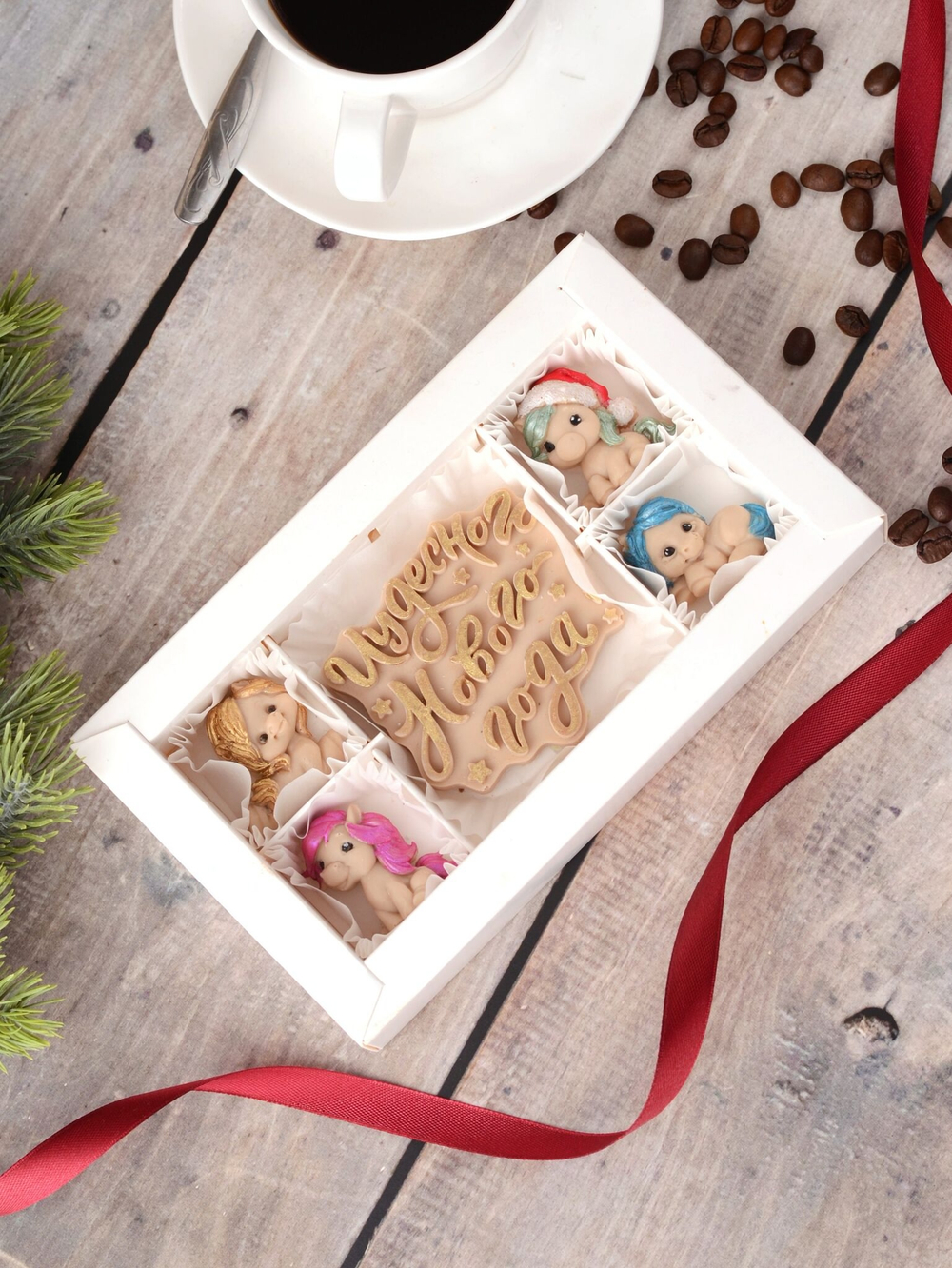 Набор из шоколада "Чудесного Нового Года" с лошадками #1