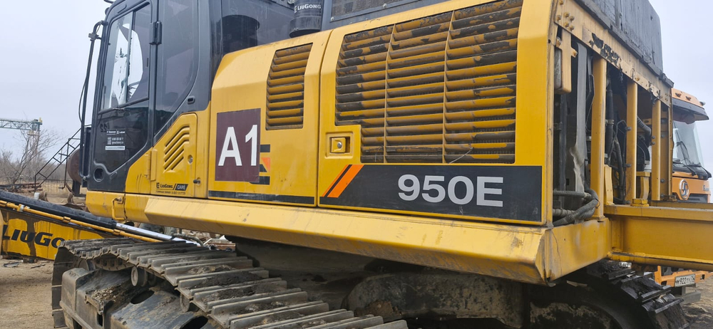 LiuGong CLG950 Экскаватор CLG950E (Дизельный,10,8 л, 381 л.с., АТ)