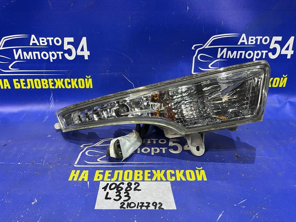 Повторитель в бампер правый NISSAN TEANA 2014-2020