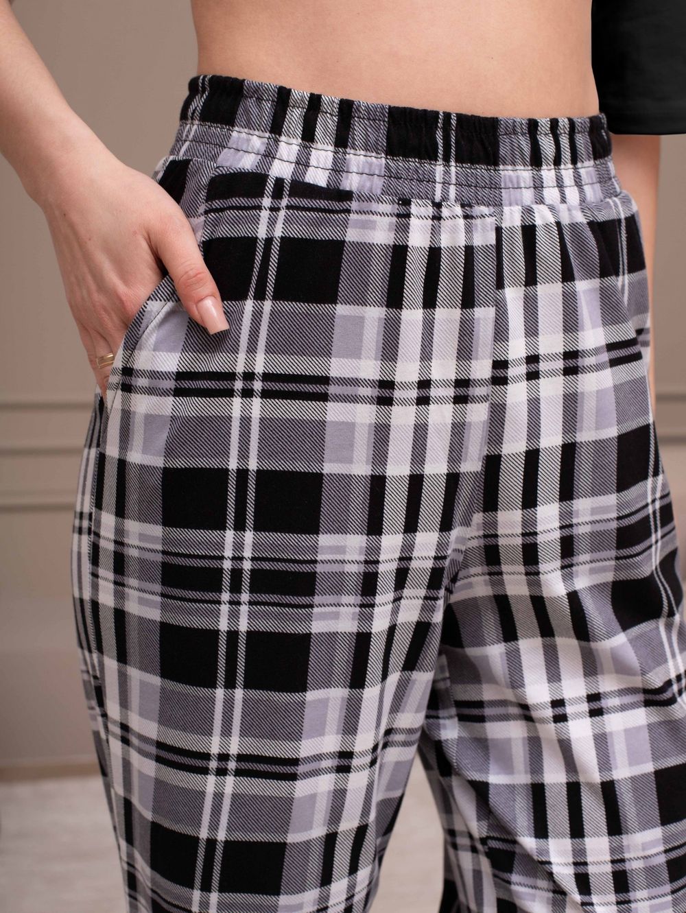 Костюм женский Мишель-4 Виотекс ЧЁРНЫЙ