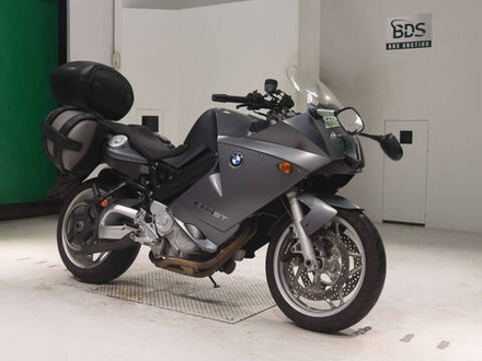 BMW F800ST