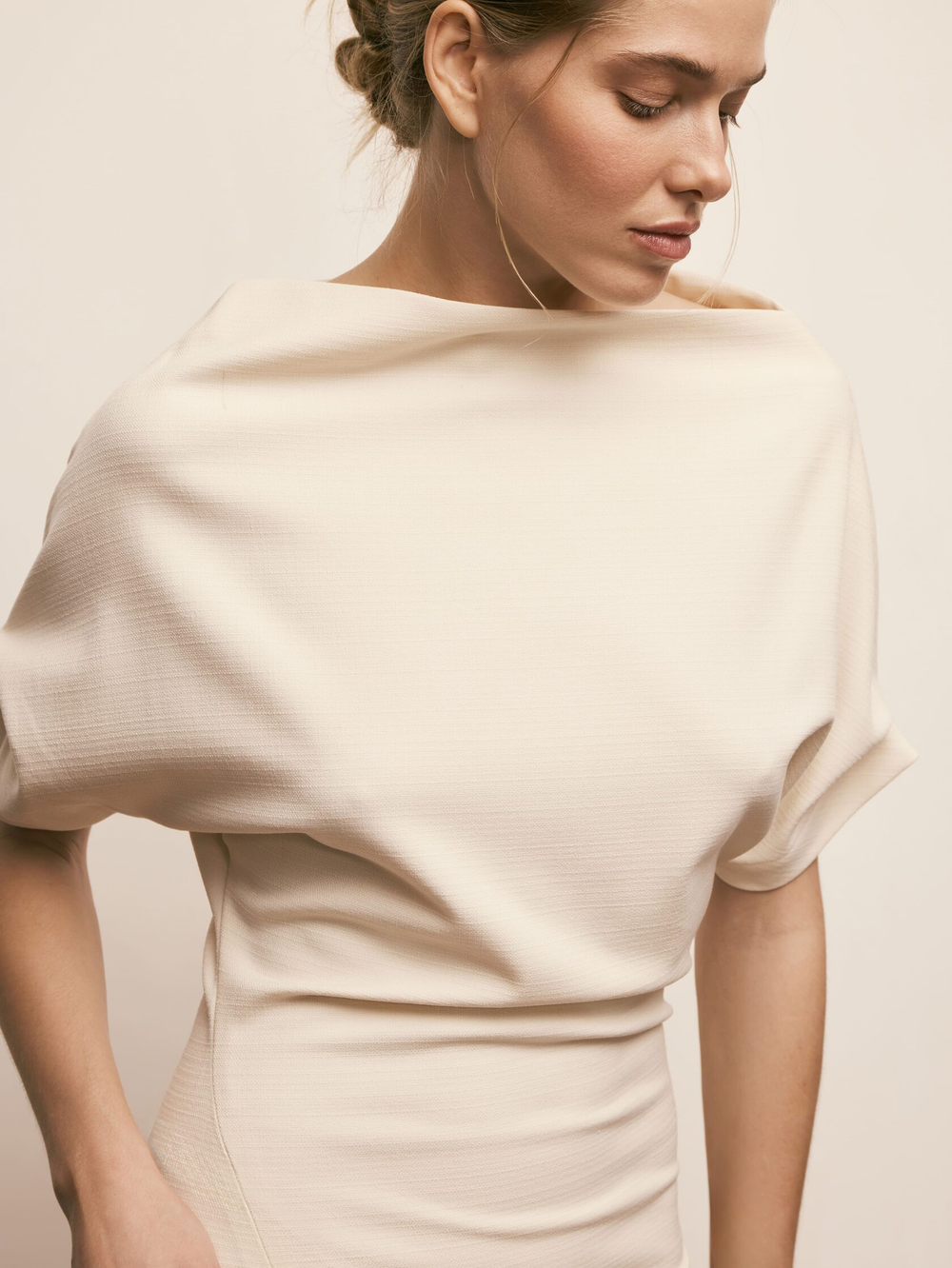 Платье «Moonlight Elegance» молочный