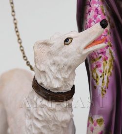 GA-19 Статуэтка «Дама с собакой»