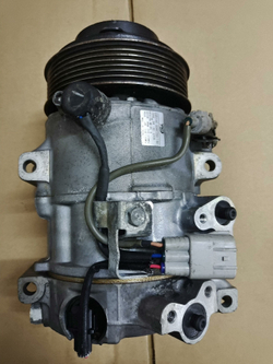 Компрессор кондиционера Toyota Corolla, Camry, Crown, Vitz, Yaris 1.6/1.8,