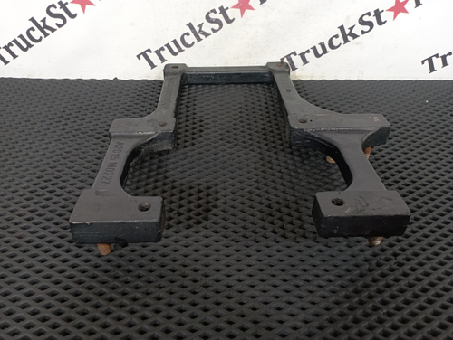 Кронштейн ящика АКБ 2023г.