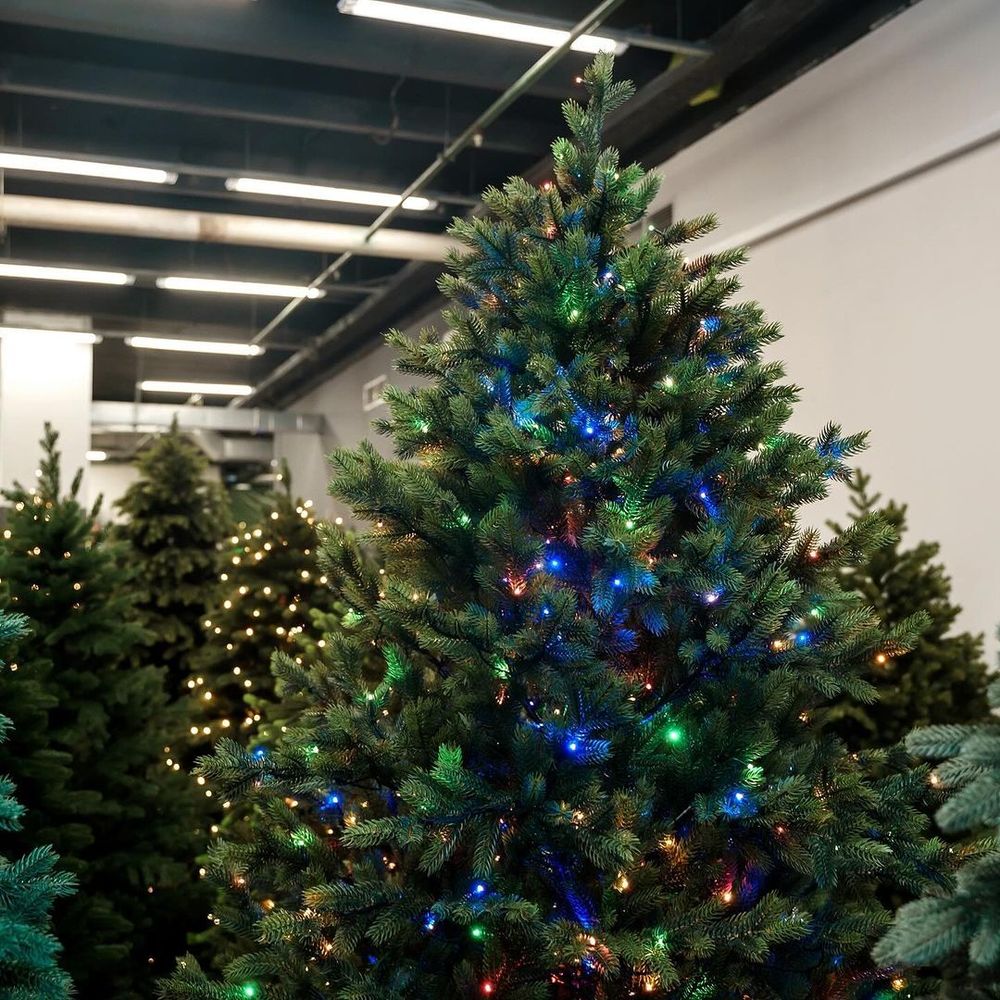 Елка с гирляндой 2в1 «Торжественная» (Литая хвоя) 210 см / 2,1 м