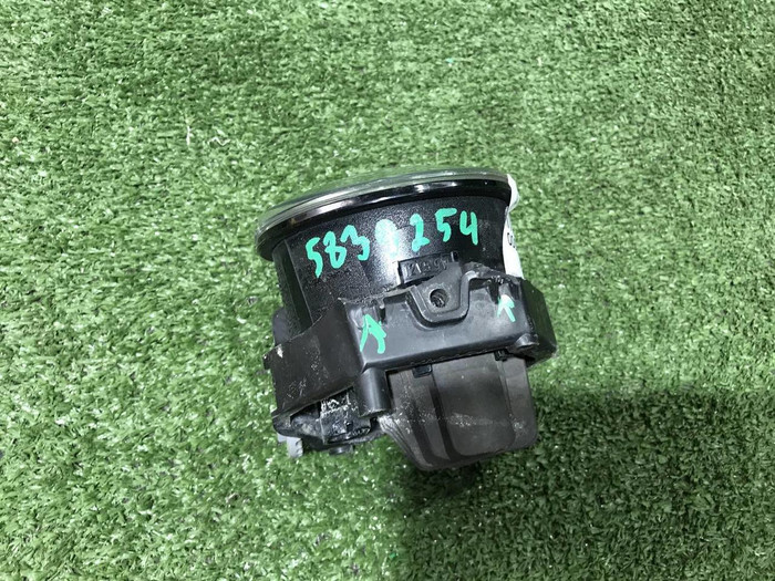 ПТФ левая Toyota Camry XV50 XV70 (2017-2021) LED