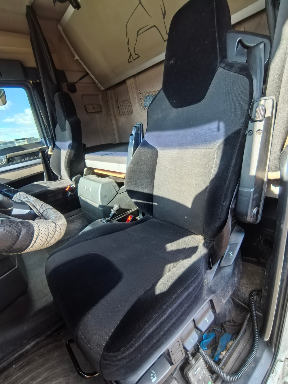 MAN TGX 4x2 Седельный тягач 18.420 4x2 BLS (Дизельный, 12,4 л, 420 л.с., АТ)