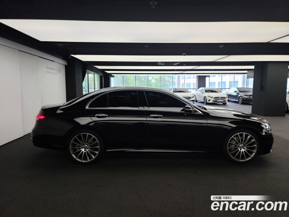 Mercedes-Benz E-Class W213 E350 4MATIC AMG Line (04.2022)