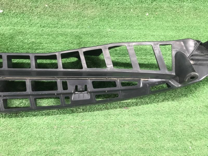 Кронштейн заднего бампера Range Rover Sport 2 L494 (2013-2022)