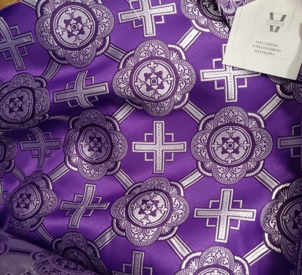 Пелена фиолетовая с серебром из шелка.