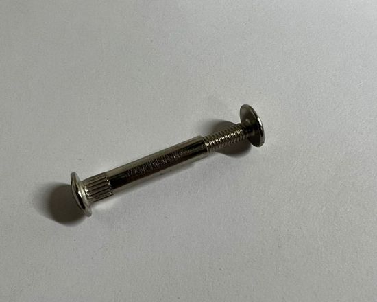 Стяжка межсекционная М4*30