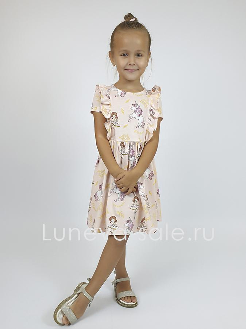 11-174-20 Платье для девочки Luneva
