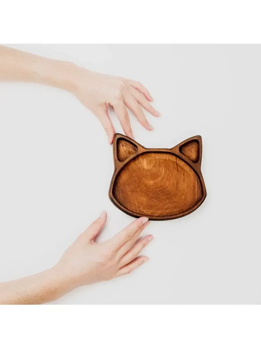 Деревянная менажница "Лиса" из кедра