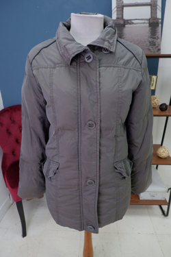 Куртка Ostin повседневная 44 размер