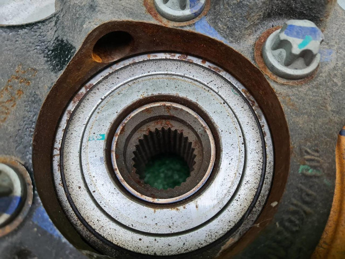 Кулак передний левый Changan Uni-T (2020-н.в.)