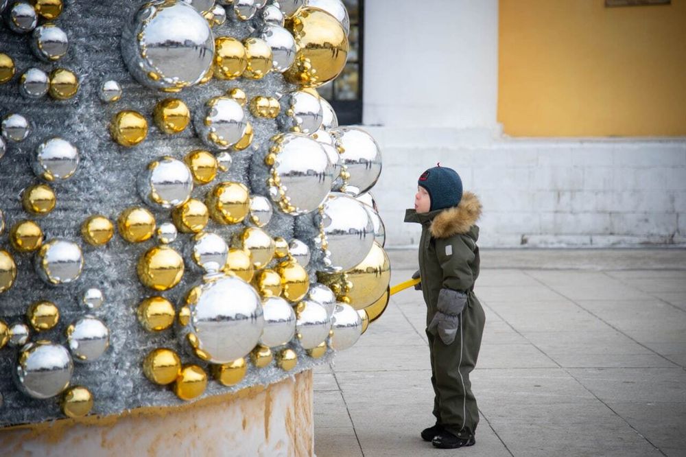 Световая конструкция «Шароель»