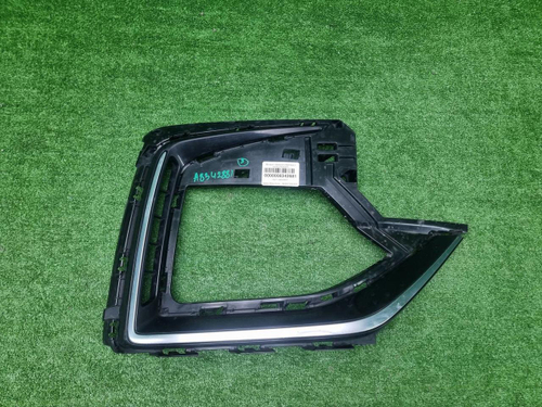 Накладка бампера правая Voyah Passion (2022-н.в.)