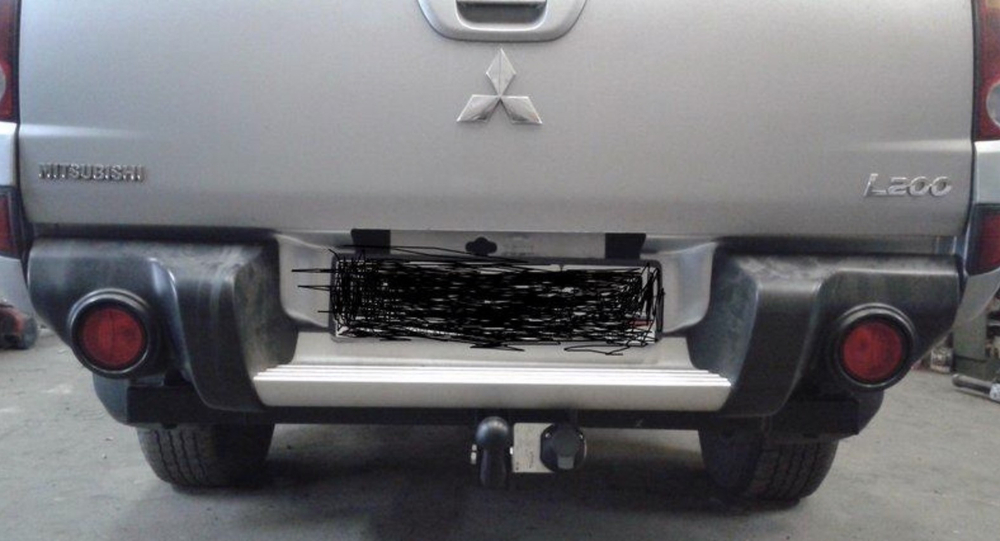 Фаркоп для Mitsubishi L200 2006-2015, в т.ч. Long (длинная база), L200 2015-2023 Тип шара: A. Нагрузки: 2500/120 кг, MI 28