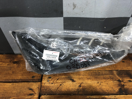 Накладка заднего бампера Toyota C-HR Новая Оригинал 52163F4020