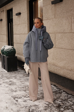 Пуховик средней длины из шерсти с капюшоном