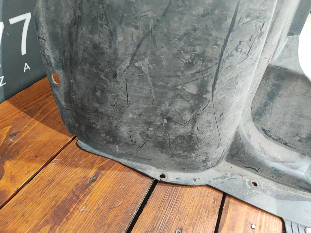 Подкрылок задний правый BMW X5 (E53) 00-07 Б/У Оригинал 51718403060