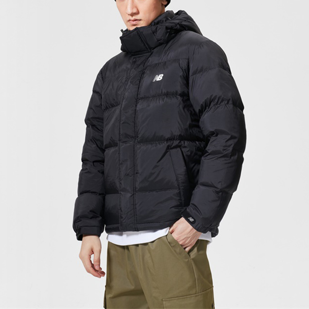 Куртки New Balance, NPA4S021BK