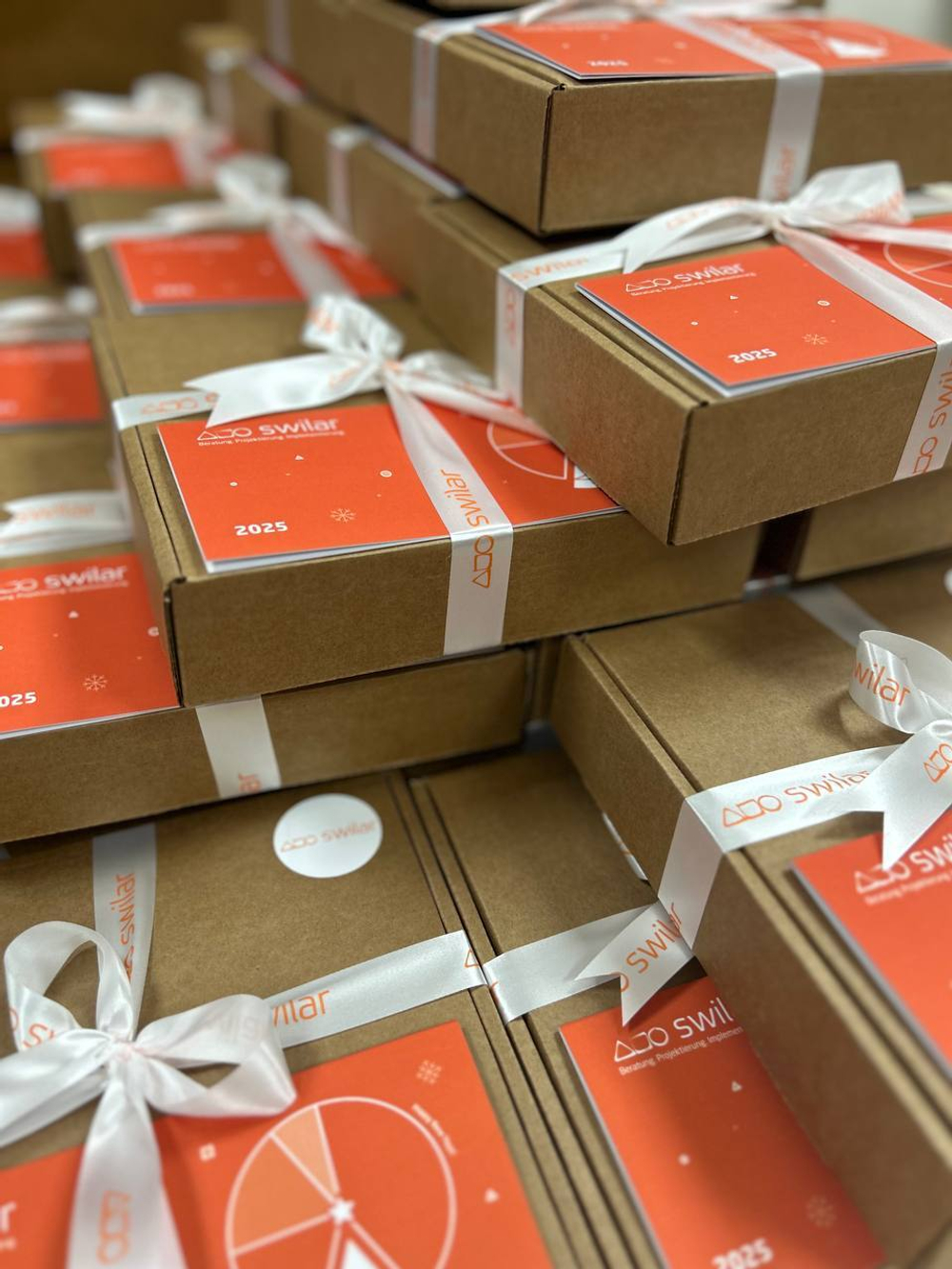 Корпоративный подарок с орехами сотрудникам и партнерам