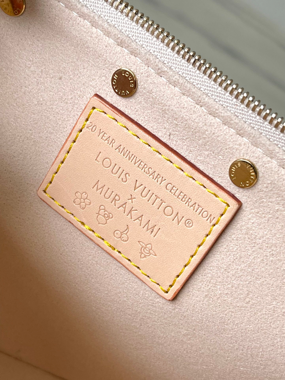 Louis Vuitton Pochette Accessoires