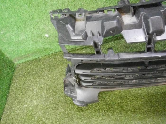 Решетка переднего бампера Porsche Cayenne 3 17-23