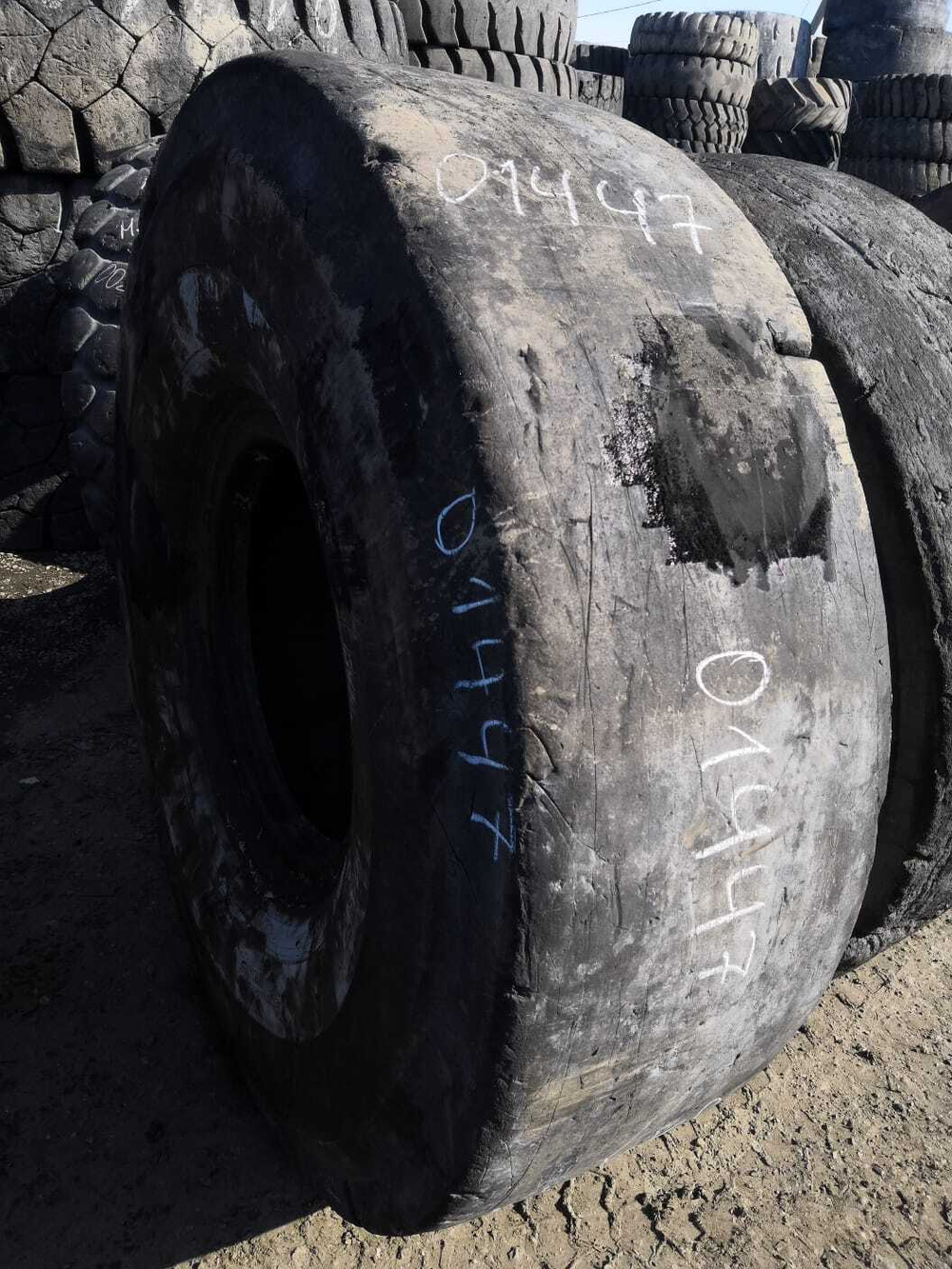 18.00R25 Bridgestone VSMS шина б/у
